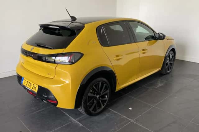 Peugeot 208 (2021) thumbnail 2