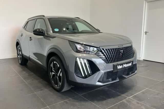 Peugeot 2008 (2024) thumbnail 4