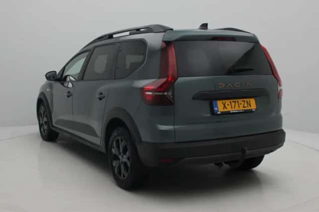 Dacia Jogger (2024) thumbnail 2