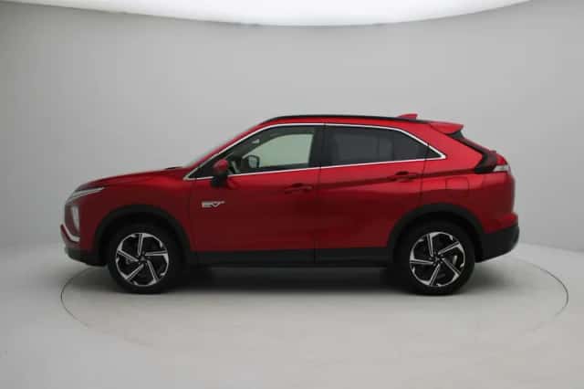 Mitsubishi Eclipse Cross (2022) thumbnail 4