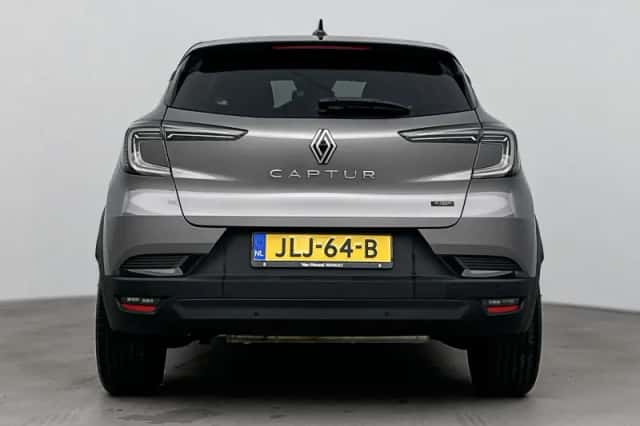 Renault Captur (2025) thumbnail 3