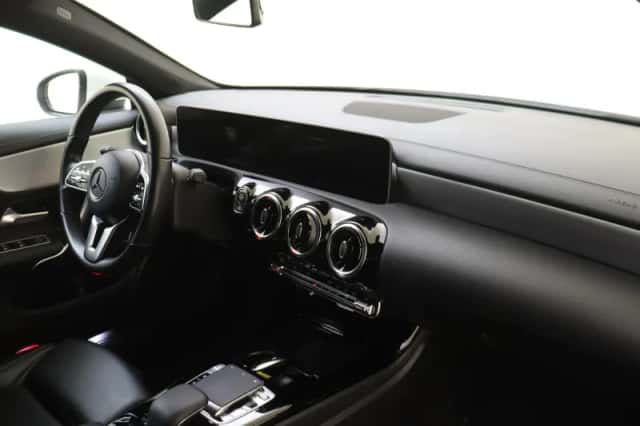 Mercedes-Benz CLA-Klasse (2019) thumbnail 5