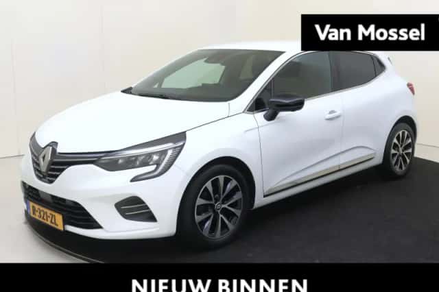 Renault Clio (2022) thumbnail 1