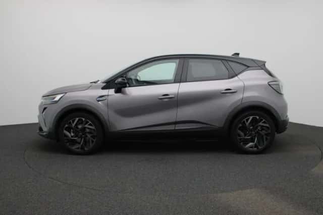 Renault Captur (2025) thumbnail 4