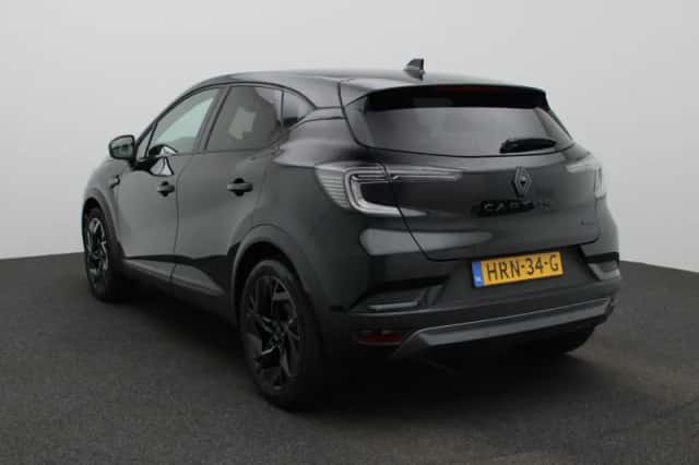 Renault Captur (2025) thumbnail 2