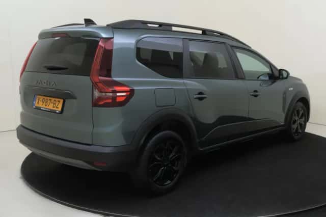 Dacia Jogger (2023) thumbnail 4