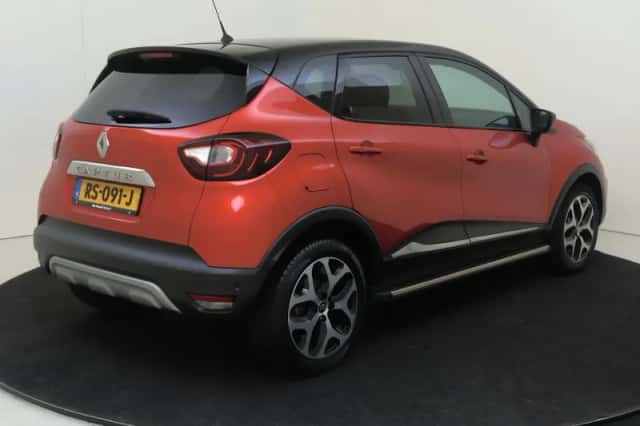Renault Captur (2018) thumbnail 4