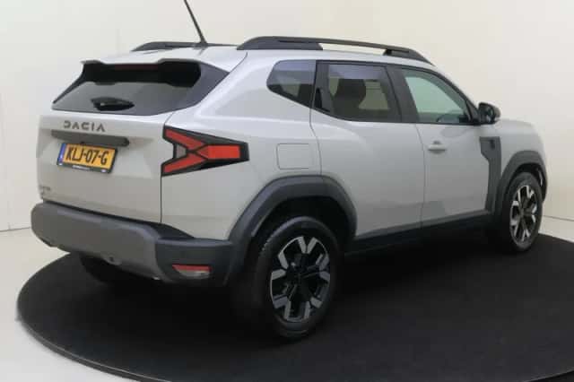 Dacia Duster (2025) thumbnail 4