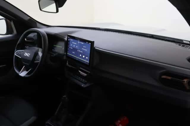 Dacia Duster (2025) thumbnail 5