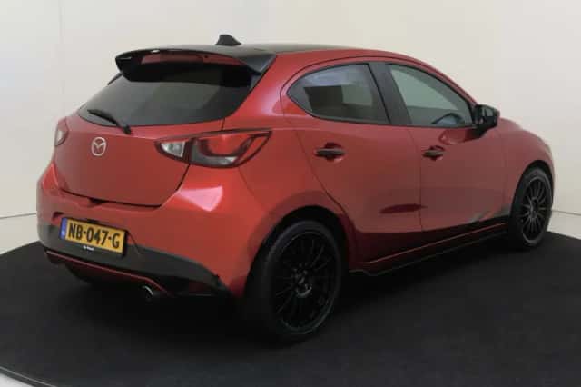 Mazda 2 (2017) thumbnail 4