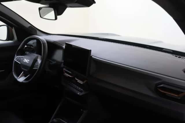 Dacia Duster (2025) thumbnail 5