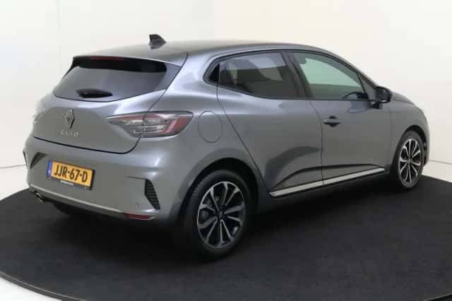 Renault Clio (2025) thumbnail 4