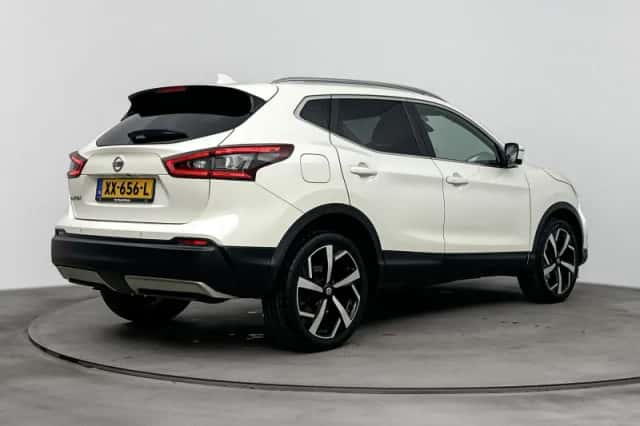 Nissan Qashqai (2019) thumbnail 4