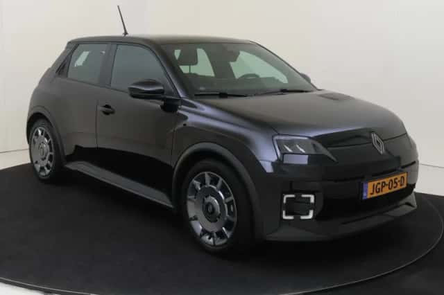 Renault 5 (2025) thumbnail 2