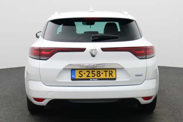 Renault Mégane (2022) thumbnail 5