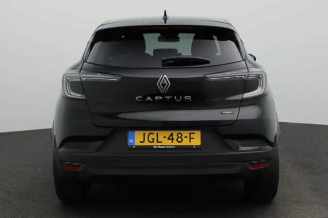 Renault Captur (2025) thumbnail 5