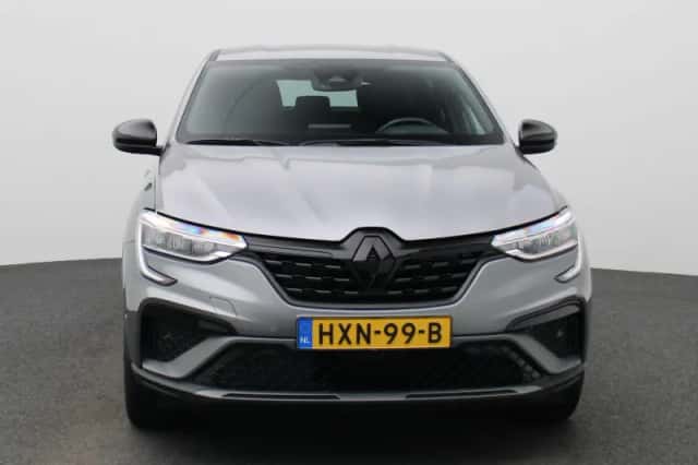 Renault Arkana (2023) thumbnail 3