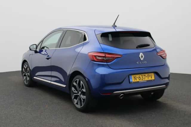 Renault Clio (2021) thumbnail 2