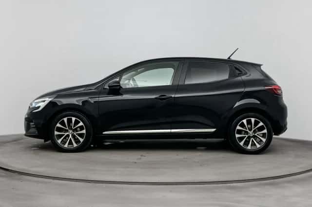 Renault Clio (2022) thumbnail 2