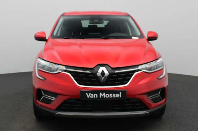 Renault Arkana (2022) thumbnail 3