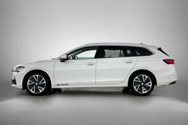 Škoda Superb (2025) thumbnail 2
