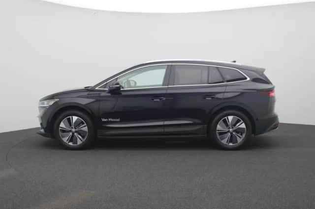 Škoda Enyaq (2023) thumbnail 4