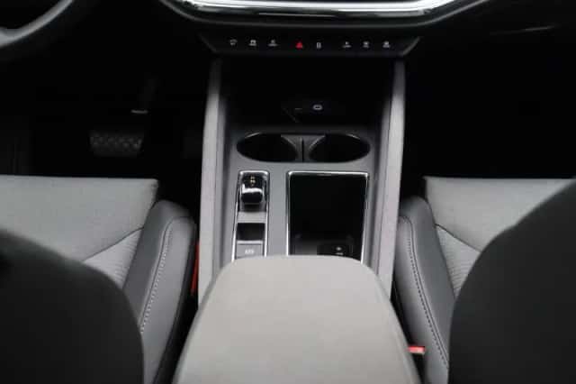 Škoda Enyaq (2023) thumbnail 5