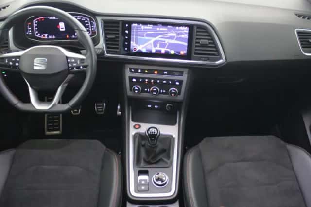 SEAT Ateca (2023) thumbnail 3
