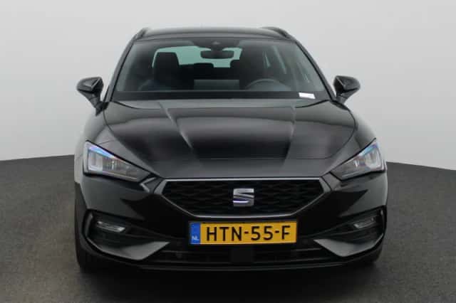 SEAT Leon (2025) thumbnail 3