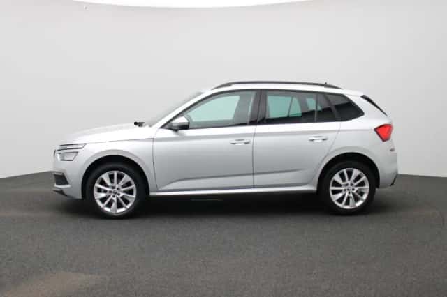 Škoda Kamiq (2023) thumbnail 4