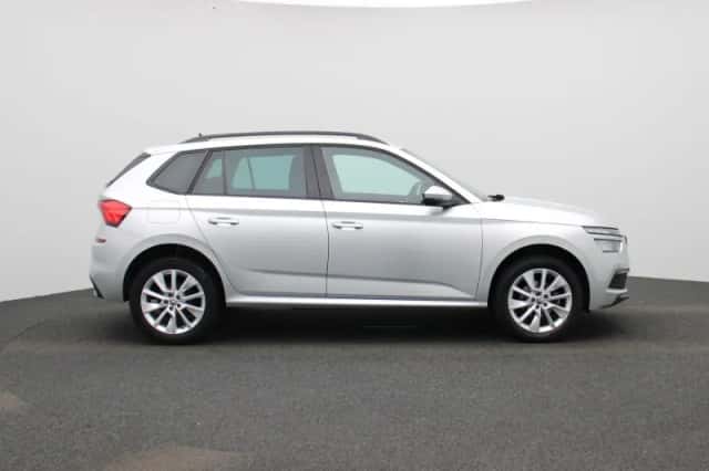 Škoda Kamiq (2023) thumbnail 6