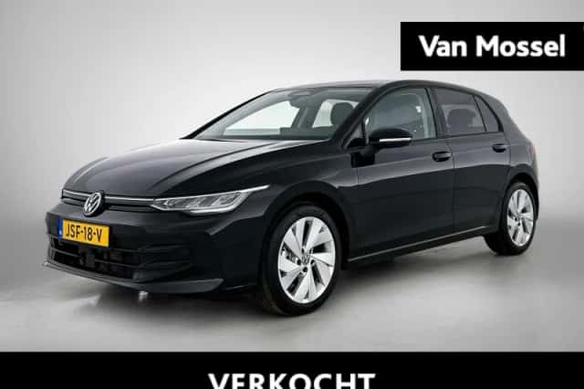 Volkswagen Golf (2025) thumbnail 1