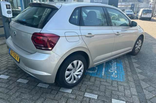 Volkswagen Polo (2019) thumbnail 3