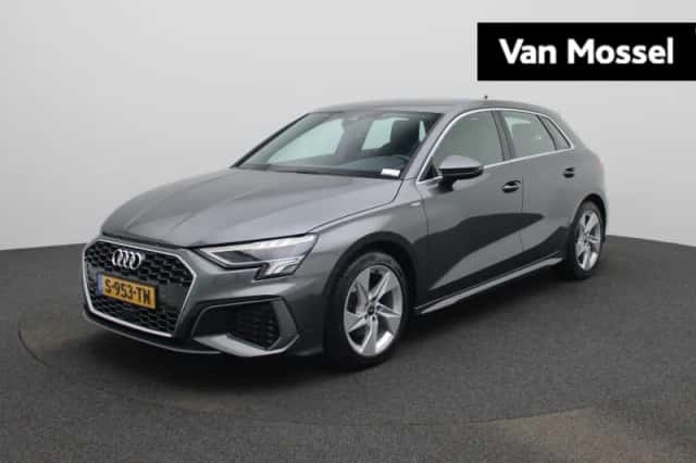 Audi A3 (2023) thumbnail 1