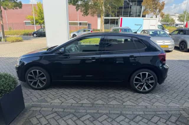 Volkswagen Polo (2021) thumbnail 5
