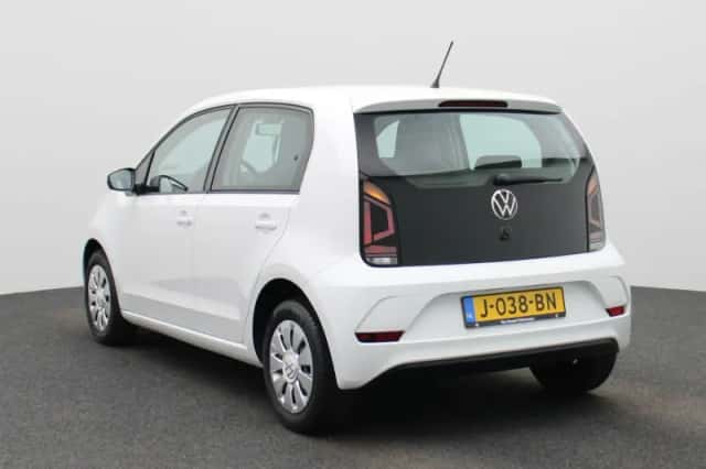 Volkswagen Up! (2020) thumbnail 2