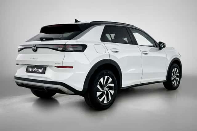 Volkswagen T-Roc (2026) thumbnail 4