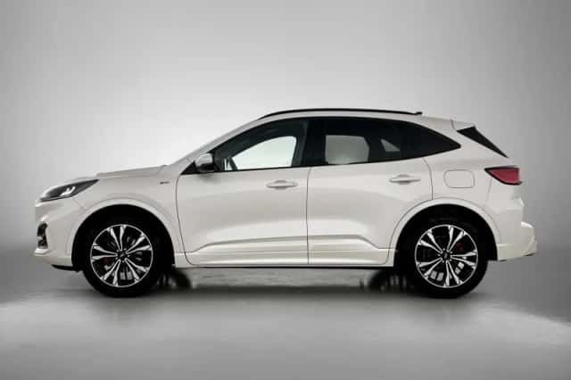 Ford Kuga (2021) thumbnail 2