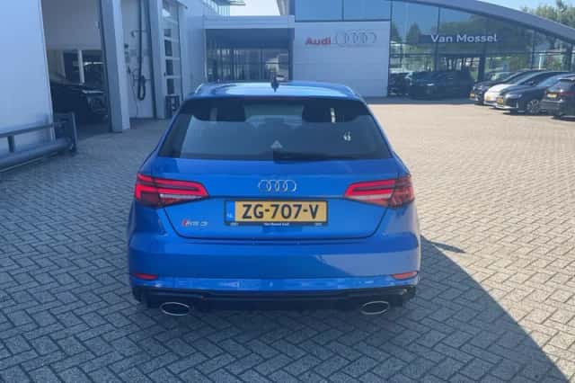 Audi RS 3 (2019) thumbnail 4