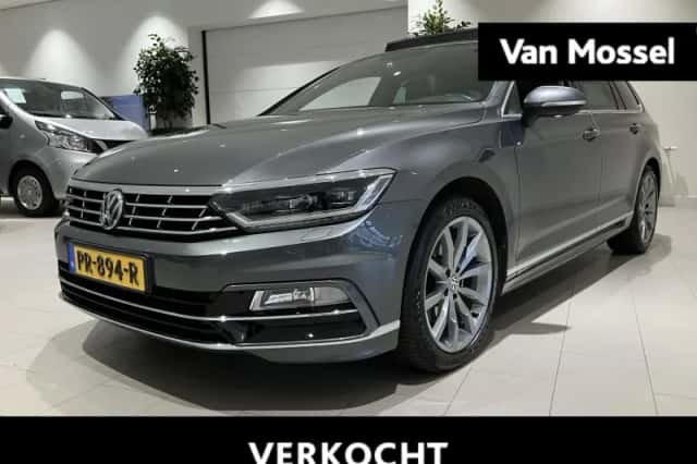 Volkswagen Passat (2017) thumbnail 1