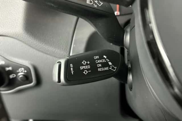 Audi Q5 (2016) thumbnail 6