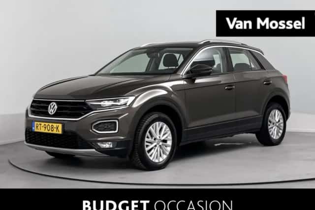 Volkswagen T-Roc (2018) thumbnail 1