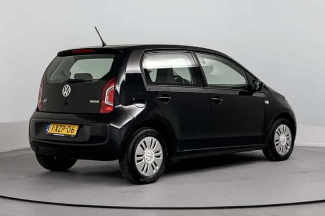 Volkswagen Up! (2014) thumbnail 4