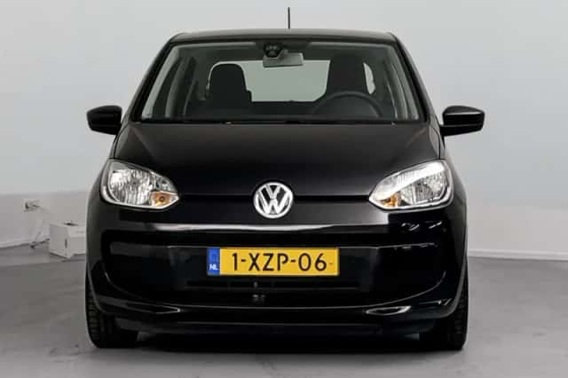 Volkswagen Up! (2014) thumbnail 5