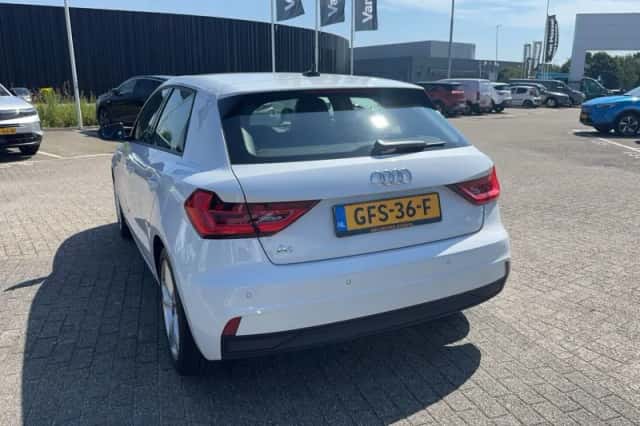 Audi A1 (2023) thumbnail 3