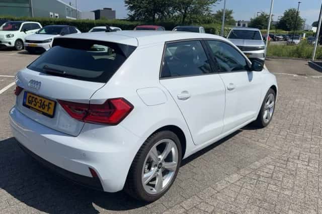Audi A1 (2023) thumbnail 4