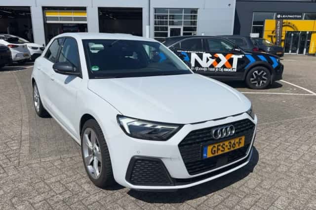 Audi A1 (2023) thumbnail 6
