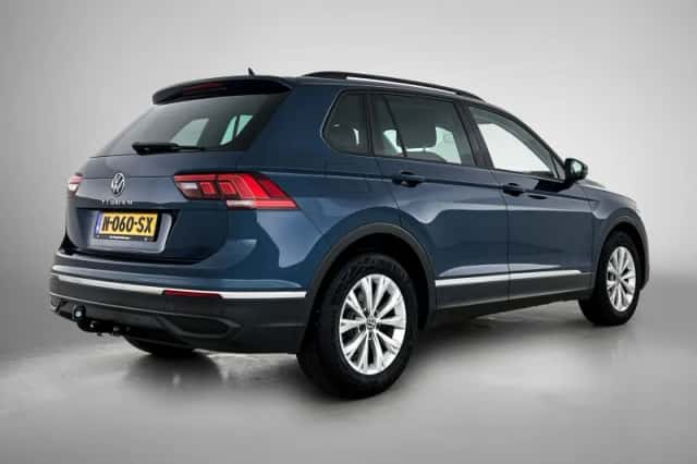 Volkswagen Tiguan (2021) thumbnail 4
