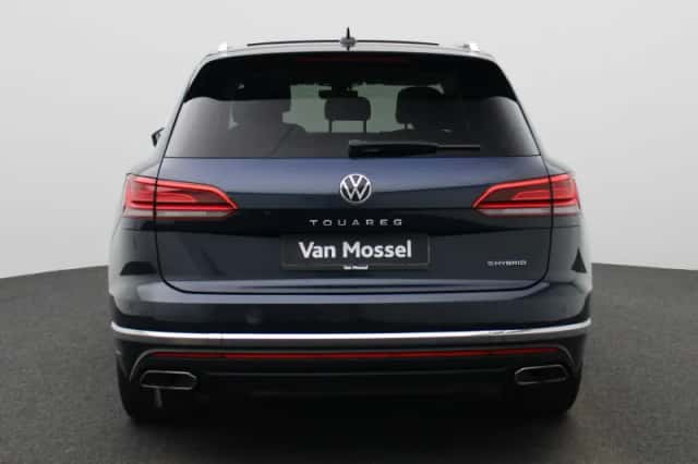 Volkswagen Touareg (2023) thumbnail 5