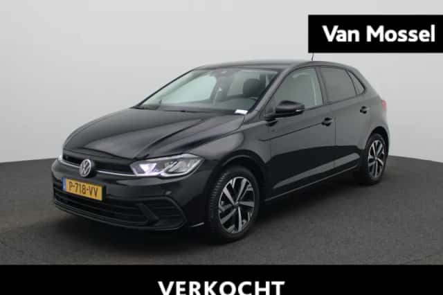Volkswagen Polo (2022) thumbnail 1
